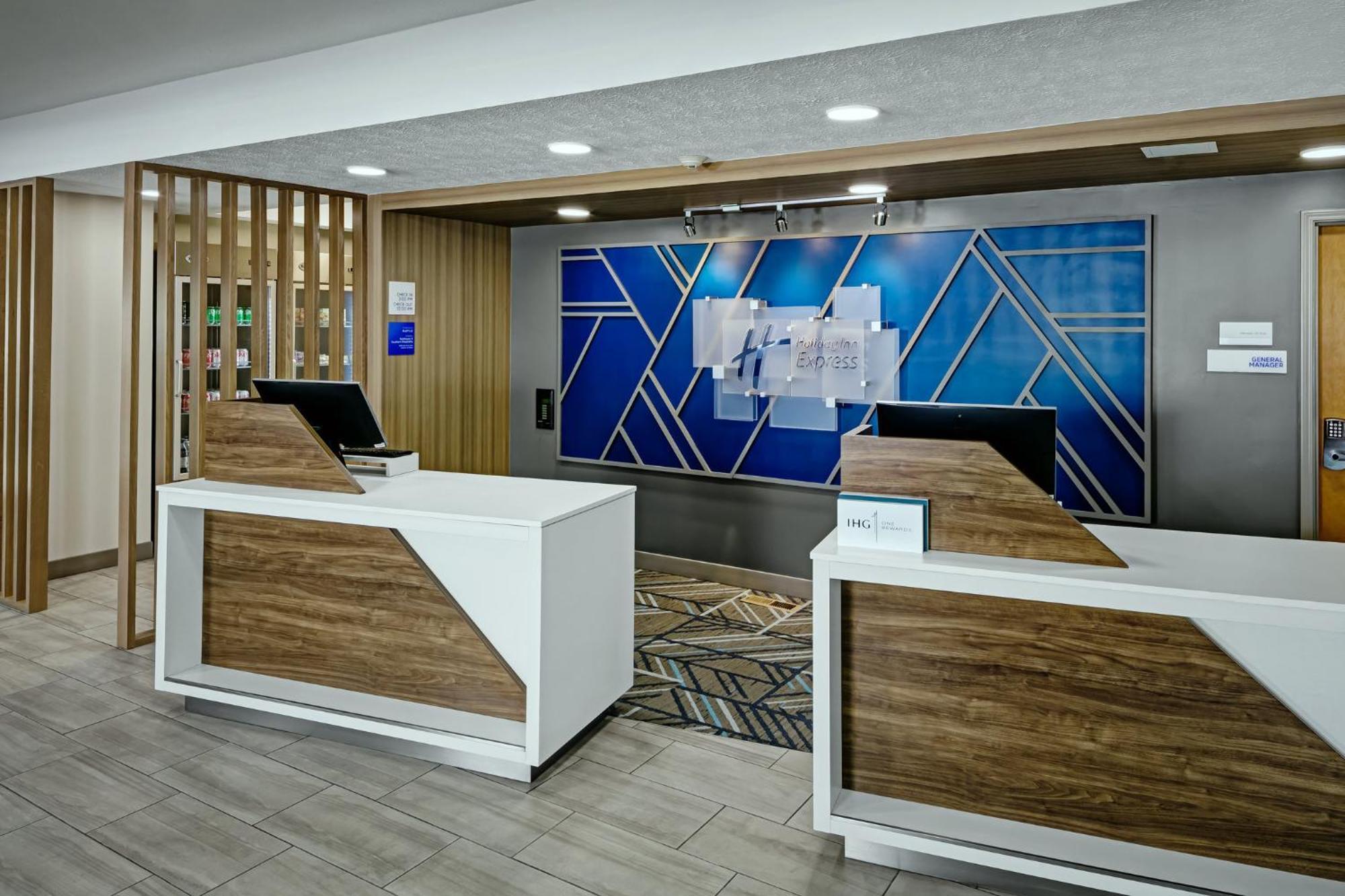 Holiday Inn Express Lewiston By Ihg מראה חיצוני תמונה